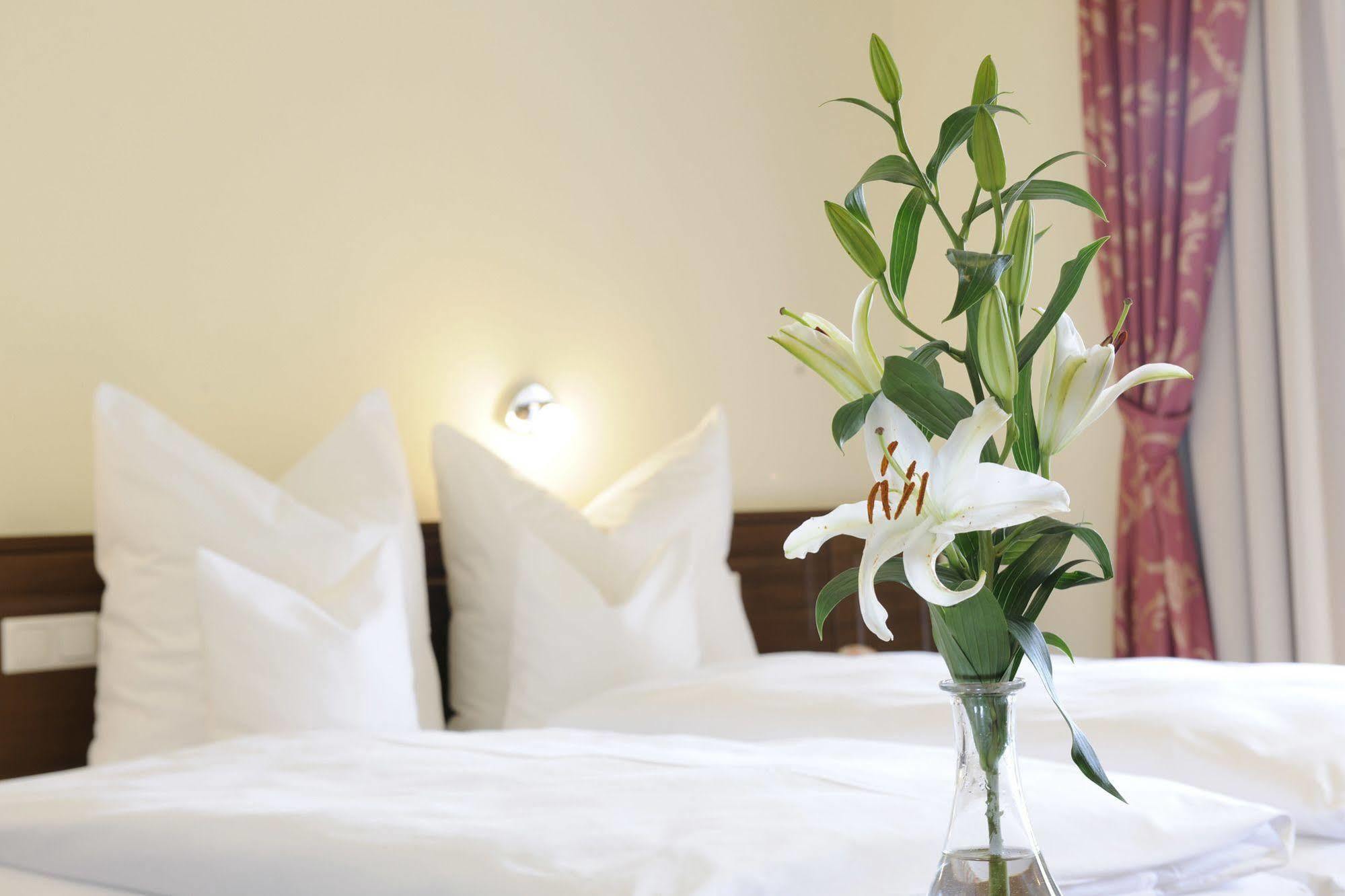 Hotel Inspiration Garni Tittmoning Eksteriør bilde