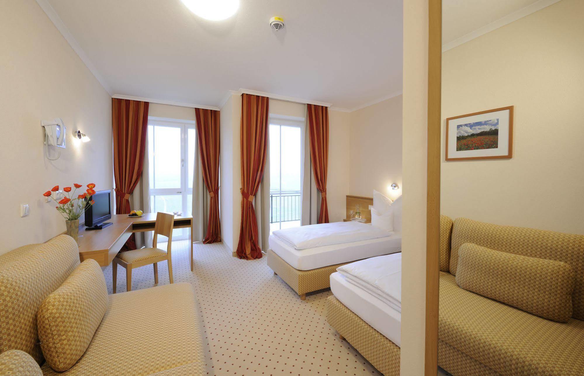 Hotel Inspiration Garni Tittmoning Eksteriør bilde